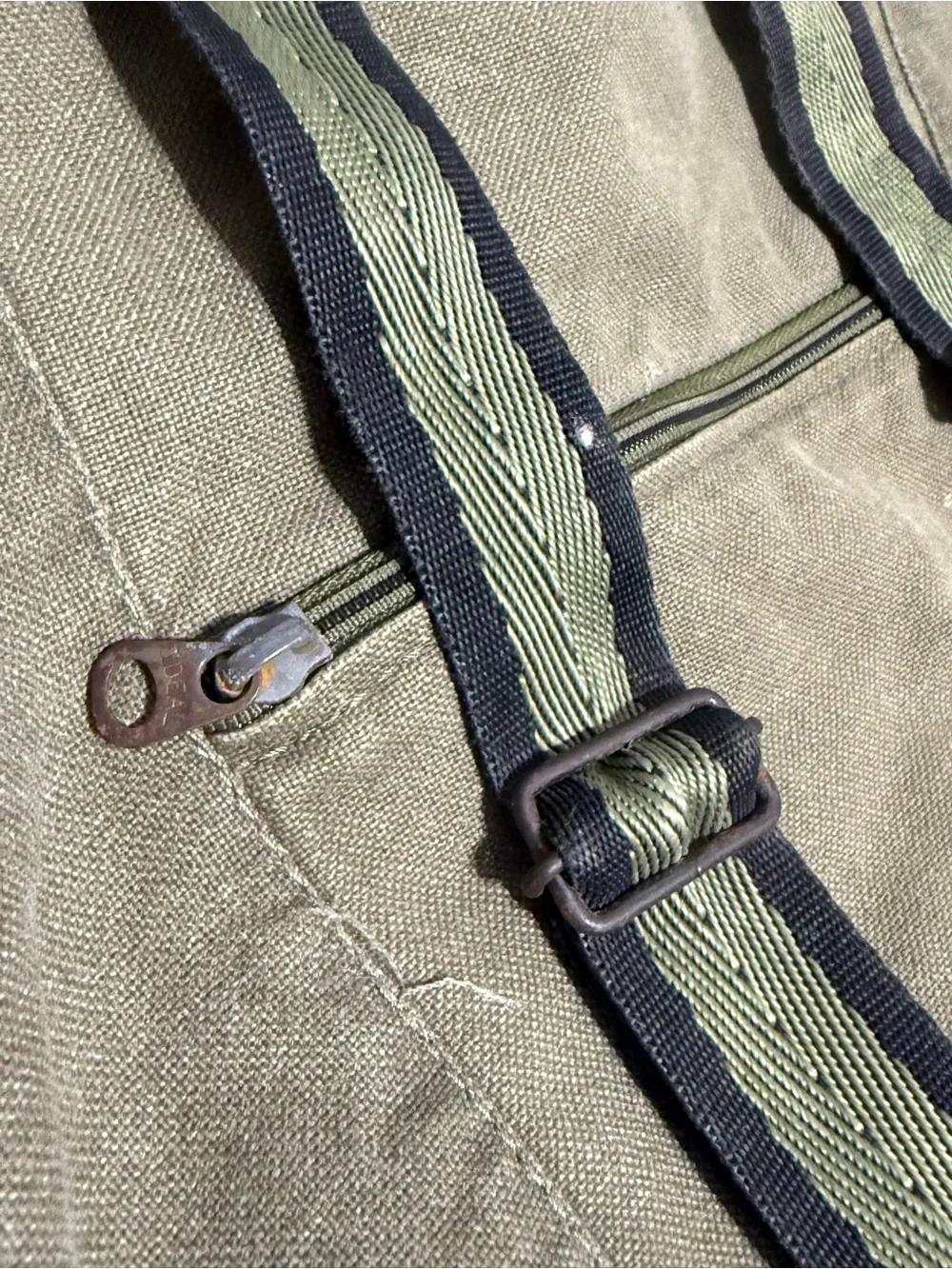 Zodiac Army Olive Drab Canvas Drawstring Backpack Rucksack ZA03-98967-1245
